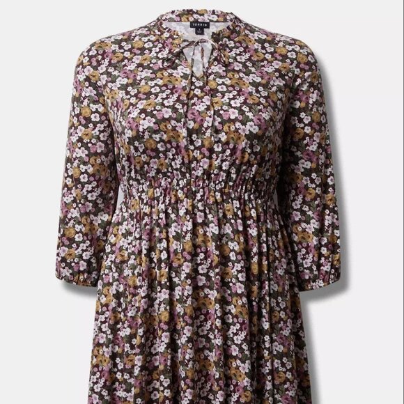 Torrid Mini Stretch Challis Front Keyhole Dress Size 4 - Picture 1 of 6